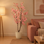 Künstlicher Kirschblütenbaum Rosa (Prunus), ca. 210 cm – Raumbild im Übertopf Capi Nature Groove, Beige, Übertopf nicht enthalten