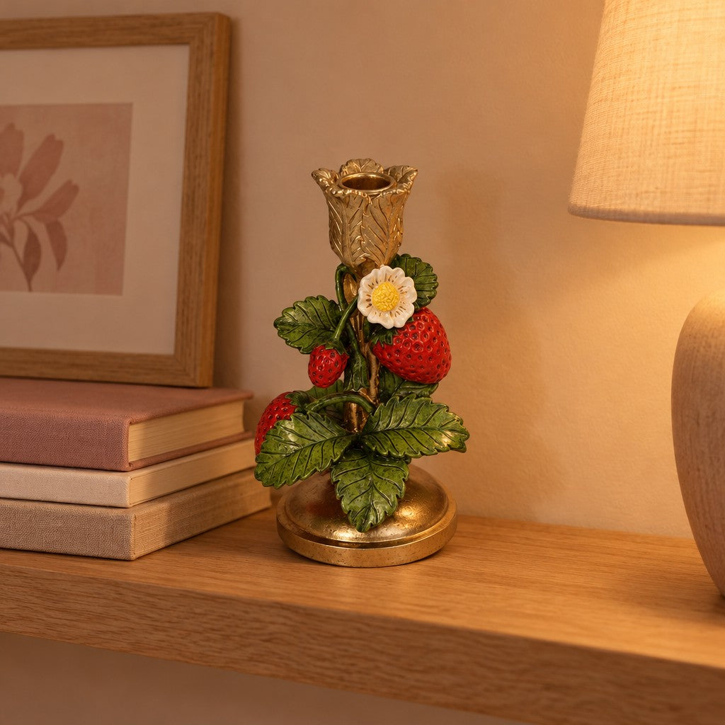 Kerzenhalter Erdbeere, ca. 20 cm, Rot/Gold – Raumbild