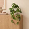 Künstliche Philodendron-Hängepflanze, ca. 80 cm – Raumbild, Übertopf nicht enthalten