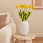 Kunsttulpen-Strauß Gelb (Tulipa), Real Touch, ca. 42 cm – Raumbild, 10 Stiele, Vase nicht enthalten